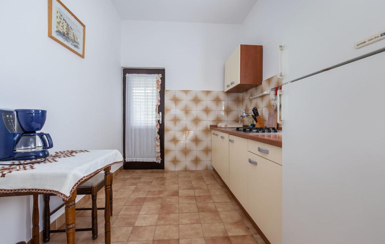 Appartamento Marijana Porec Esterno foto