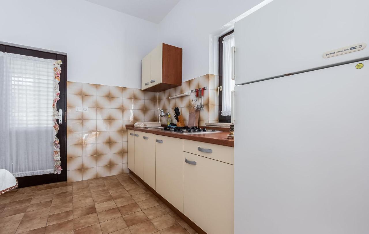 Appartamento Marijana Porec Esterno foto